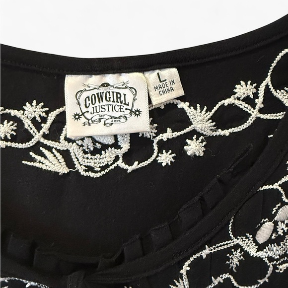 Cowgirl Justice Embroidered Skull Western Dress – Size Large – Boutique Style - Picture 2 of 9